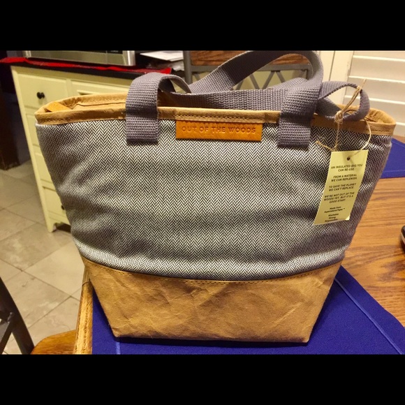 out of the woods insulated bag